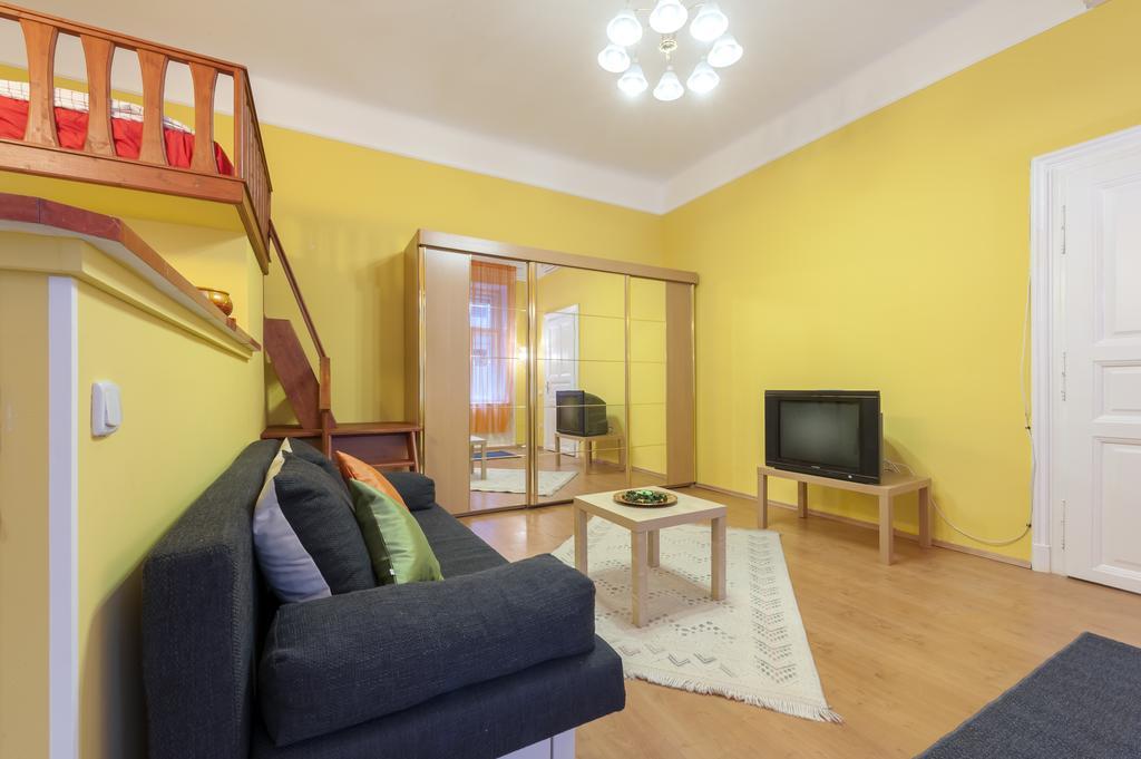 Hôtel Vicky Apartman à Budapest Extérieur photo